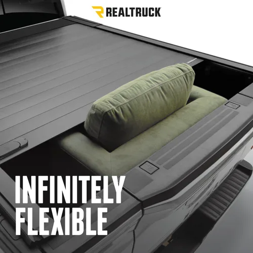 Vista 7 de Retrax 40830 PRO - Funda de cama retráctil para camioneta Chevy y GMC de 5.5 pulgadas (07 pies) con bolsillo de estaca, con rieles compatibles