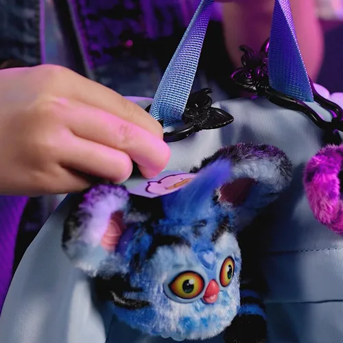 Vista 10 de KPop Demon Hunters Furby Furblets Derpy Tiger, juguete electrónico coleccionable de 3 pulgadas