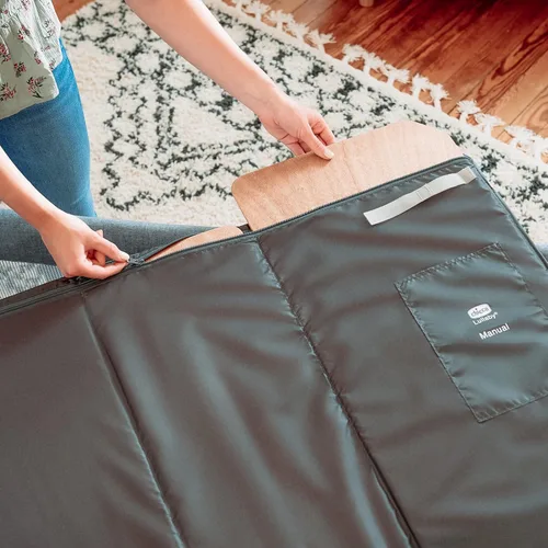 Vista 7 de Chicco Lullaby Zip - Juego portátil todo en uno, moisés y cambiador para bebés, barra de juguetes electrónica, juego para niños pequeños, apto