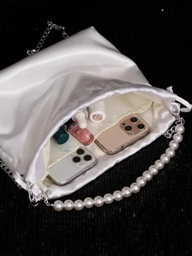 Vista 4 de Verdusa Bolso de noche de satén para mujer, bolso de mano con cordón de perlas