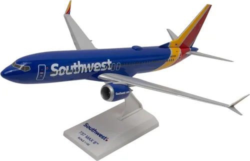 Vista 2 de Daron Worldwide Trading Skymarks Southwest 737-Max8 1/130 W/WiFi Dome Model Avión, unisex para niños