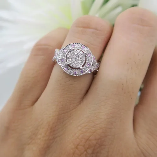 Vista 4 de Dazzlingrock Collection - Anillo de compromiso para mujer, diseño de zafiro rosa y diamantes blancos, plata de ley