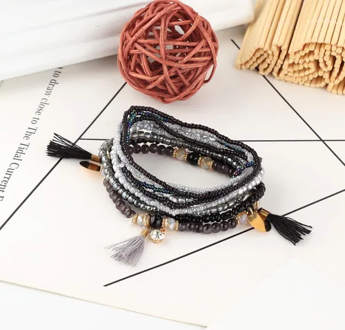 Vista 4 de MILACOLATO 6 Juegos de Pulseras de Cuentas Bohemias Multicapa Apilables Pulseras Elásticas Cómodas Pulseras de Dijes Bohemias Multicolor