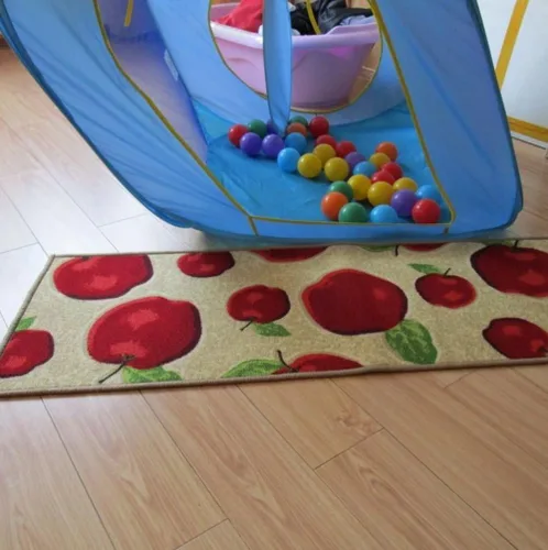 Vista 3 de Juego de 2 alfombras y tapetes de cocina lavables a máquina, diseño de manzana roja, antideslizante, absorbente, alfombra de cocina