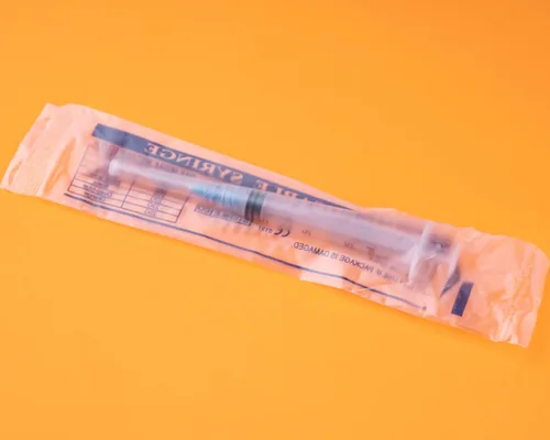 Vista 2 de Jeringa Luer Lock de 0.1 fl oz con diámetro 23G de aguja de 1 pulgada de largo, paquete sellado (20)