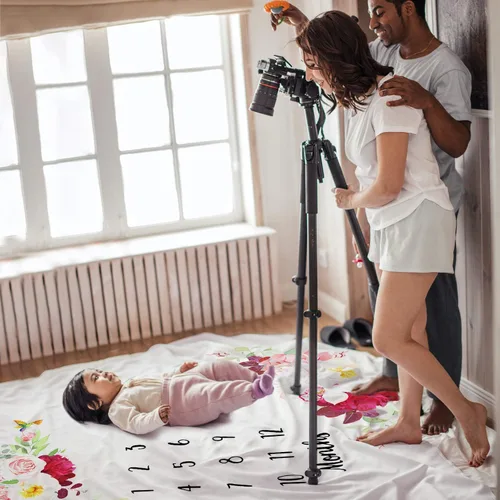 Vista 6 de Manta de hito mensual para bebé niña, manta floral para el mes del recién nacido, regalo personalizado para ducha, forro polar de felpa suave