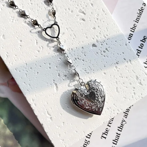 Vista 2 de ZKBKJSPZJB Collar con medallón de corazón personalizado para niñas, acero inoxidable, collar de corazón