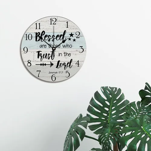 Vista 3 de Trust in the Lord With All Your Heart - Reloj de pared con versículo bíblico – Arte de cita religiosa de madera cristiana inspiradora – Madera