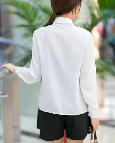 Vista 4 de MSEVRNY Blusa de manga larga con nudo de lazo de gasa para mujer, uniforme escolar, color blanco, camisa con botones