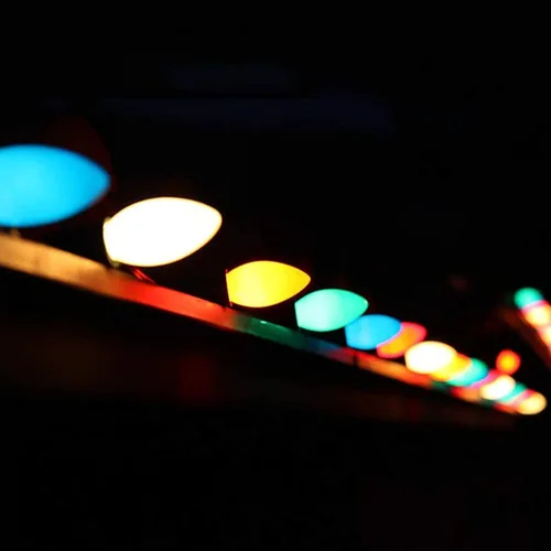 Vista 5 de C7 Luces de Navidad para Exteriores 25 Pies Luces de Cadena LED de Navidad con 27 Bombillas LED Multicolor (2 de Repuesto), Luces de Cadena
