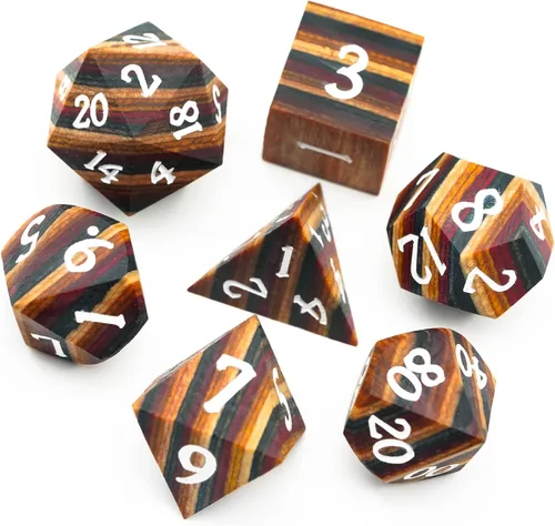 Vista 17 de Juego de dados D&D de sándalo rojo, dados poliédricos de madera natural con caja de lata de metal para juegos de rol y juegos de mesa