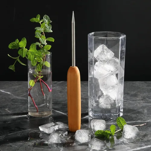 Vista 6 de New Star Foodservice Picador de hielo de acero al carbono con mango de madera dura, trituradora de hielo de 7.5 pulgadas, herramienta de bar