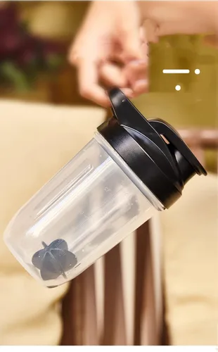 Vista 8 de ChezMax Shaker Bottle for Protein Powder (BPA free),PP5 Leakproof Mixer Cup with Built-In Mixing Blade, Portable Workout Shaker for Protein