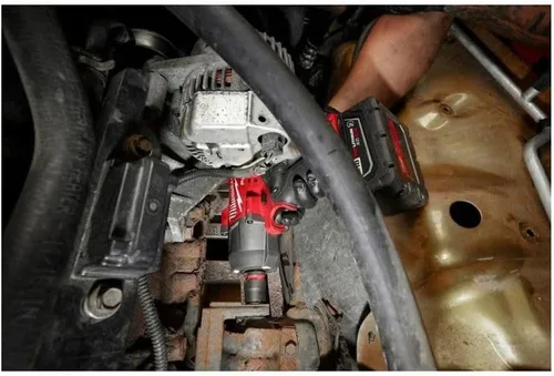 Vista 4 de Milwaukee Electric - Llave de impacto de alto torque M18 Fuel de 1/2 con fricción