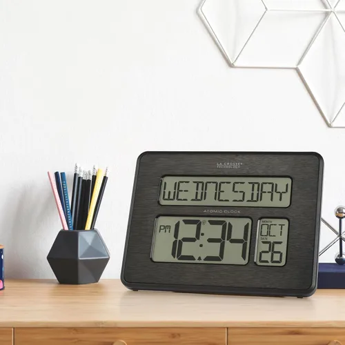 Vista 6 de La Crosse Technology 513-1419C Reloj de pared digital atómico con calendario y temperatura