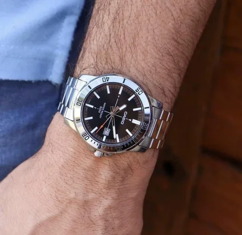 Vista 3 de Casio MTP-VD01D-1E2V - Reloj deportivo analógico casual de acero inoxidable para hombre