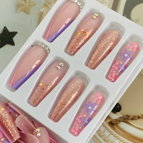 Vista 5 de Uñas postizas a presión tipo ataúd súper largas, 24 uñas postizas reutilizables de cobertura completa con pestañas adhesivas, uñas postizas
