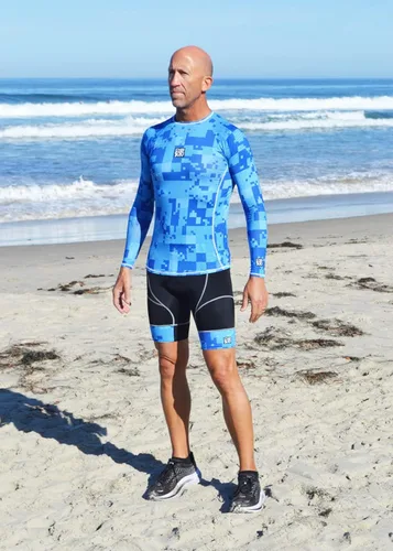 Vista 4 de De Soto Skin Cooler Long Sleeve Top - LSSC