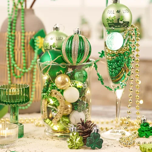 Vista 5 de Valery Madelyn Decoraciones del día de San Patricio, adorno de árbol de trébol, 30 piezas de esferas colgantes, decoración de gnomo para festival