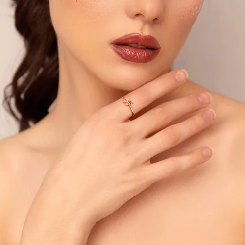 Vista 3 de Ailetop Anillos de mariposa apilables para mujeres, adolescentes y niñas, anillos iniciales chapados en oro para mujeres y niñas, anillo de mariposa