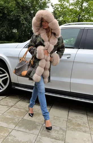 Vista 7 de Roiii Women Thicken Warm Winter Coat Hood Down Parka Faux Fur Outdoor Overcoat Long Jacket Outwear