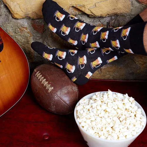 Vista 3 de Hot Sox Men's Fun Cocktail Drinks Crew Socks - 1 Pair Pack - Happy Hour Cool & Funny Novelty Gifts Cerveza (negro)
