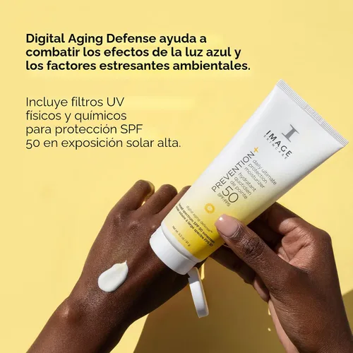 Vista 4 de IMAGE Skincare PREVENTION+ Daily Ultimate Protection Hidratante, loción de protección solar facial SPF 50, óxido de zinc, mezclable sin yeso blanco