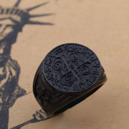 Vista 3 de Anillo de San Benedicto protector contra demonios para cazafantasmas de acero inoxidable para exorcismo