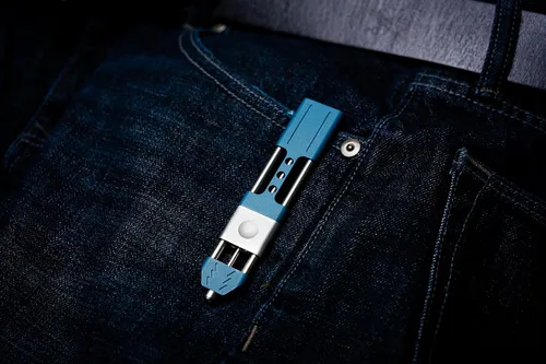 Vista 6 de TEC Accessories - Ko-Axis™ Rail Pen - Aluminio - Cerakote azul - Transporte diario - Regalos para hombres