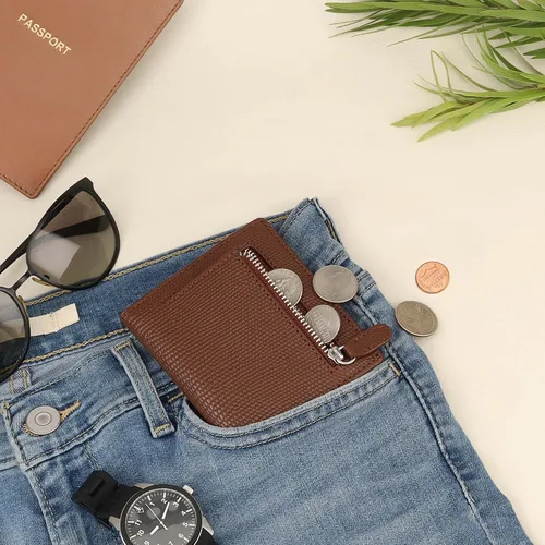 Vista 7 de Mini monedero de bolsillo compacto de cuero para mujer con seguridad RFID - NEGRO, Coñac, Minimalista