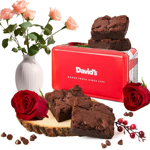Vista 11 de Galletas de chocolate con chispas sin gluten y brownies de DAVID'S COOKIES - Postres de panadería gourmet ideales para un delicioso regalo de comida