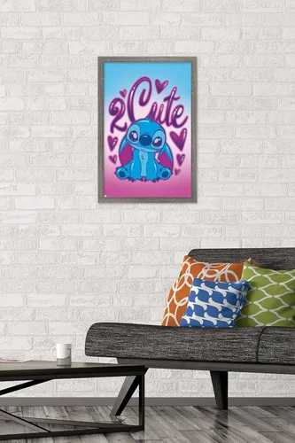 Vista 2 de Trends International Disney Lilo and Stitch - Póster de pared, 22.4 pulgadas de largo x 14.7 pulgadas, versión enmarcada en madera de granero