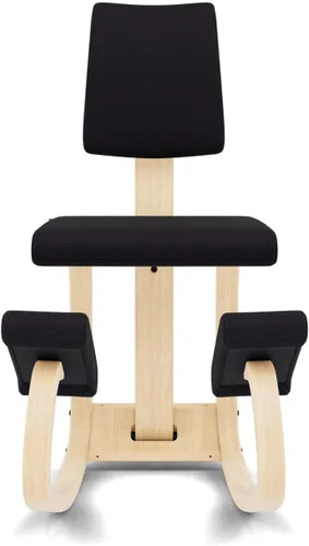 Vista 4 de Varier Variable Plus, silla de rodillas con respaldo, silla de oficina ergonómica, 10 años de garantía limitada, diseñada por Peter Opsvik