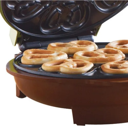 Vista 4 de Brentwood Mini máquina para hacer pretzel antiadherente, verde (paquete de 3)