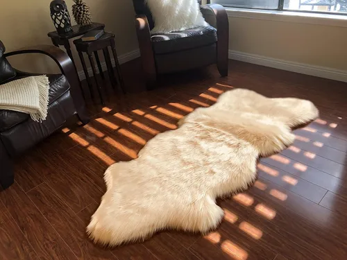 Vista 33 de LAMBZY Alfombra de piel de oveja auténtica, parte inferior gruesa y fuerte, fácilmente lavable, resistente a las manchas, perfecta para sala