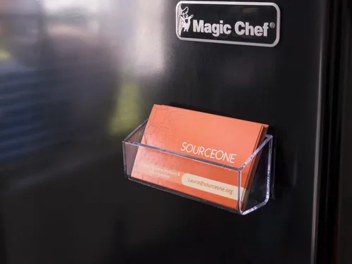 Vista 5 de Source One - Soporte magnético para tarjetas de presentación/regalo (imán S1)