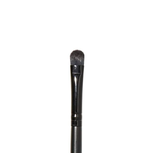 Vista 2 de e.l.f. Brocha correctora, brocha de maquillaje plana para ocultar imperfecciones, vegano y libre de crueldad animal