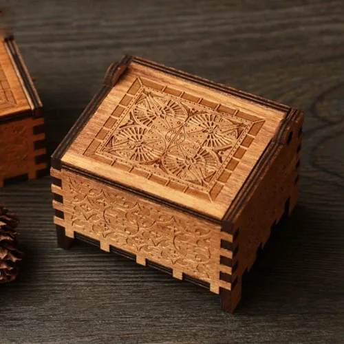 Vista 4 de Youtang Amelie - Caja de música de madera grabada con mecanismo mecánico de cuerda de 18 notas, reproduce La Valse D'Amelie, color marrón