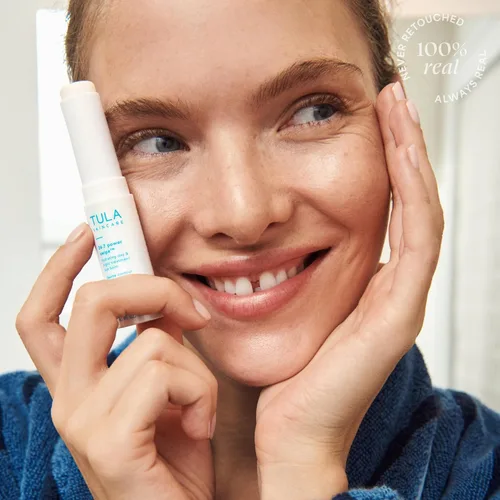 Vista 6 de TULA Skin Care 24-7 Power Swipe Bálsamo hidratante para ojos - Tratamiento de círculos oscuros, iluminación instantánea, portátil - 0.23 onzas