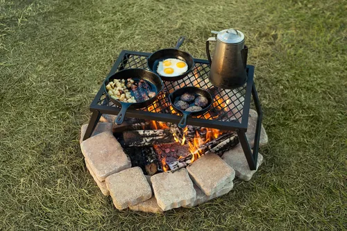 Vista 5 de Amazon Basics Rejilla de Parrilla de Camping Portátil Extra Resistente para Cocinar en Fogatas, Negro