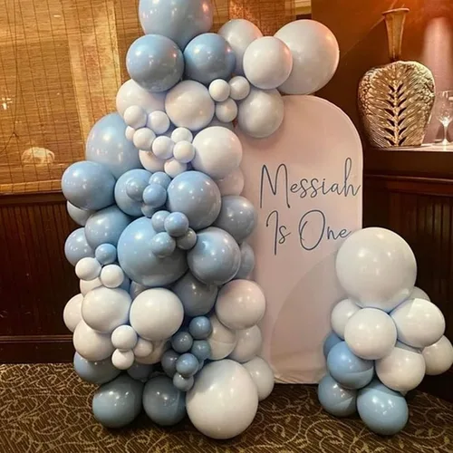 Vista 4 de Kit de Arco de Globos Azul Polvoriento, Kit de Guirnalda de Arco de Globos Azul Polvoriento y Blanco, Globos de Perlas Azul Claro Macarón Azul