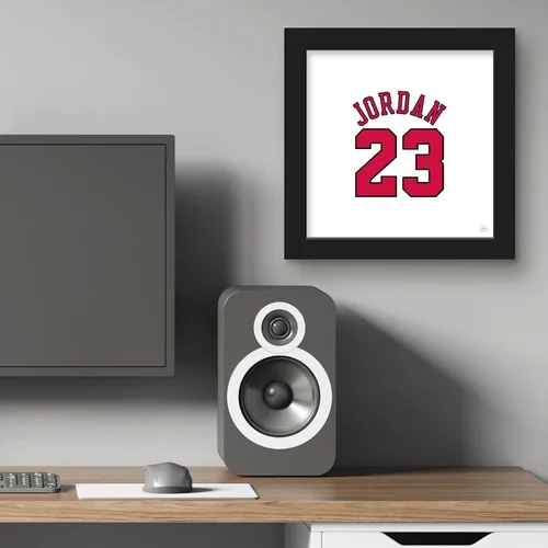 Vista 5 de Trends International Gallery Pops Michael Jordan - Póster de pared con número de jersey, color blanco, 12 x 12 pulgadas, versión de marco negro