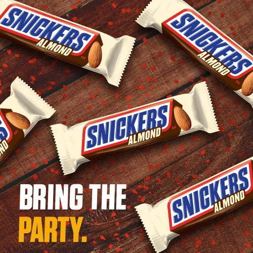 Vista 5 de SNICKERS Barras de Chocolate con Leche y Almendras, Paquete a Granel, Barras de 1.76 oz (Paquete de 24)