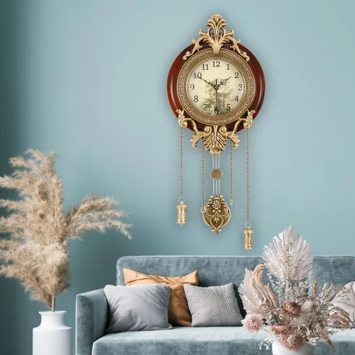 Vista 2 de Aero Snail Reloj de pared de 9 pulgadas estilo retro vintage de madera para interiores con péndulo oscilante