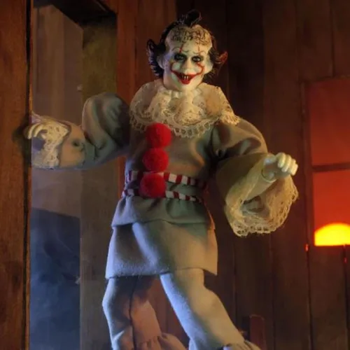 Vista 8 de Mego Monsters IT Pennywise 2017 - Figura de acción de 8 pulgadas, 14 puntos, articulación 63114