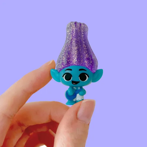 Vista 3 de Dreamworks Trolls Band Together Mineez 5 Trolls Pack sorpresa - Los estilos pueden variar