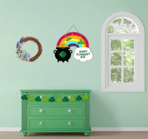 Vista 6 de FaCraft Letrero de puerta con texto en inglés «Happy St.Patricks» para puerta delantera, decoración del día de San Patricio, decoración para el 1