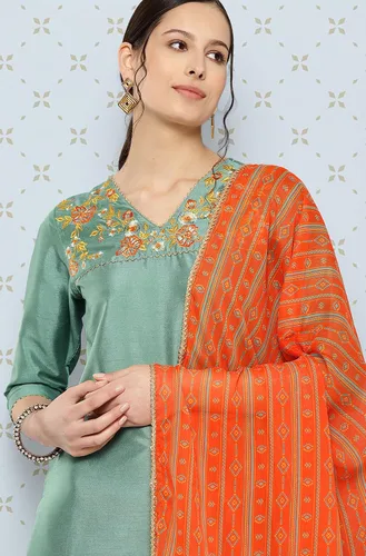 Vista 5 de Janasya Kurta de seda crepé verde salvia india bordada con pantalón y dupatta para mujer