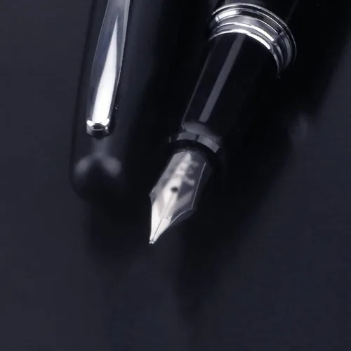 Vista 2 de Pluma estilográfica minimalista de lujo con textura de metal, punta fina, coleccionistas, regalo para hombres y mujeres, regalo profesional