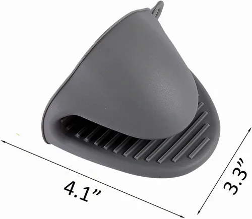 Vista 6 de 2 pares de guantes de horno de silicona resistentes al calor, ideales para sujetar elementos de cocina (negro y gris)